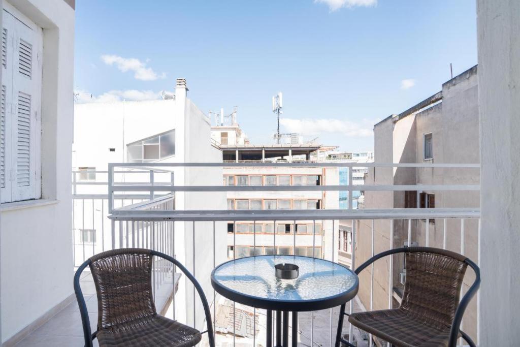 Monastiraki 3-4 Blue Sky Apartment Атина Екстериор снимка